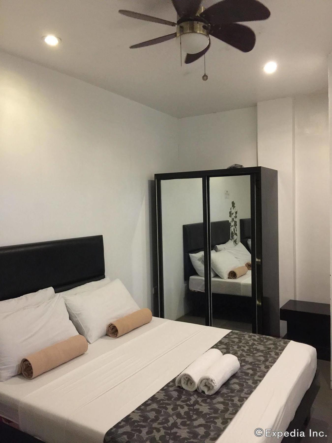 Reddoorz Micasa Lodge Coron Palawan Exterior foto