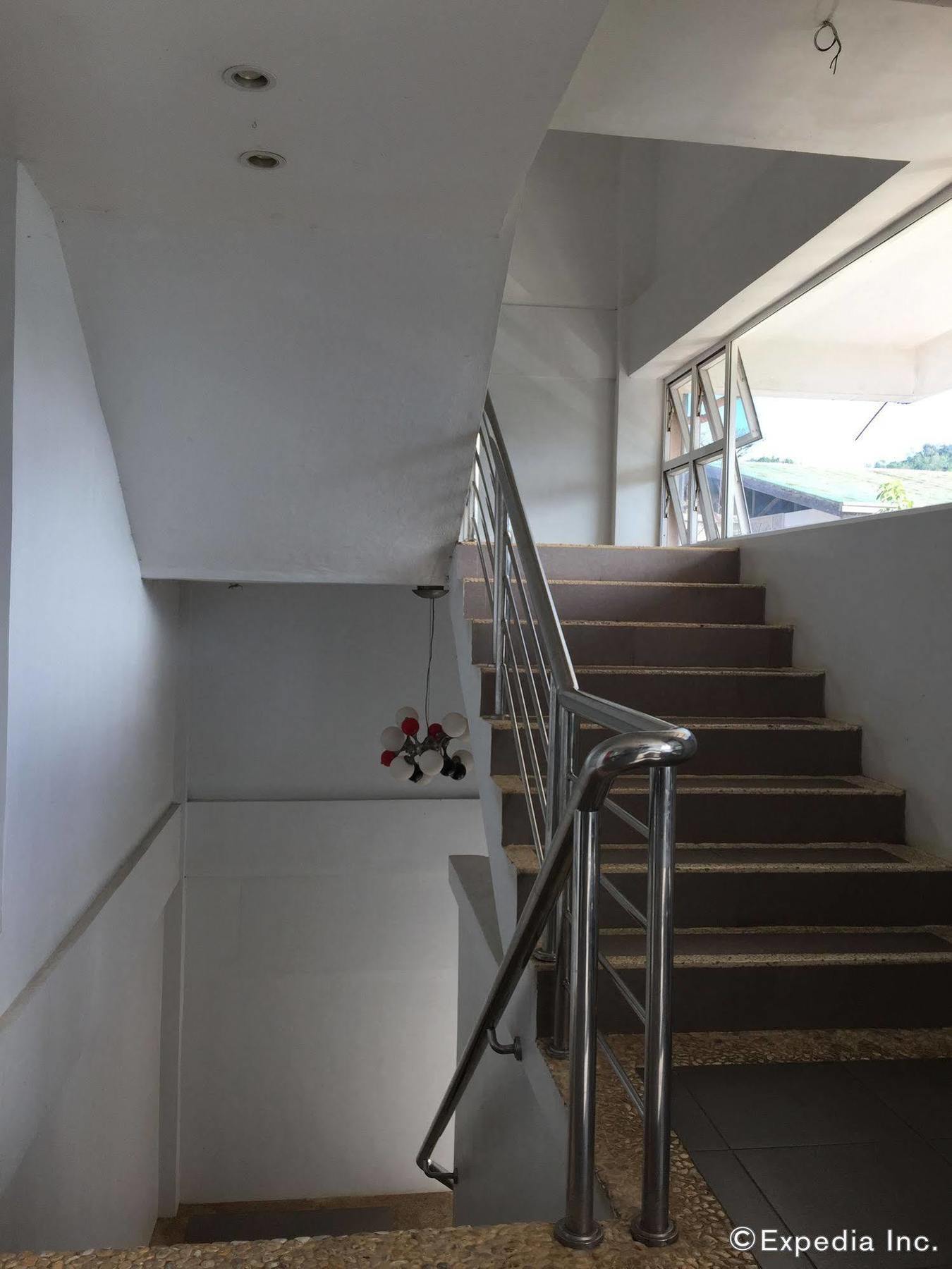 Reddoorz Micasa Lodge Coron Palawan Exterior foto