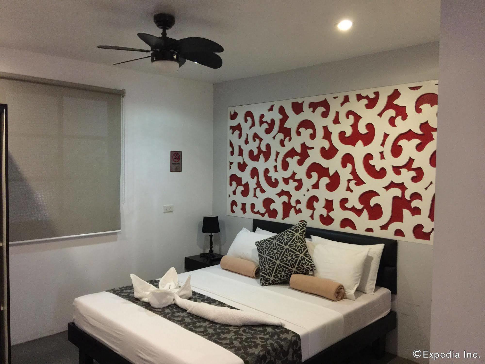 Reddoorz Micasa Lodge Coron Palawan Exterior foto